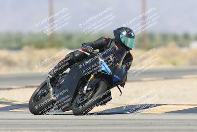 media/Oct-13-2025-Moto Forza (Mon) [[a66d839500]]/3-B Group/Session 3 (Turn 16)/